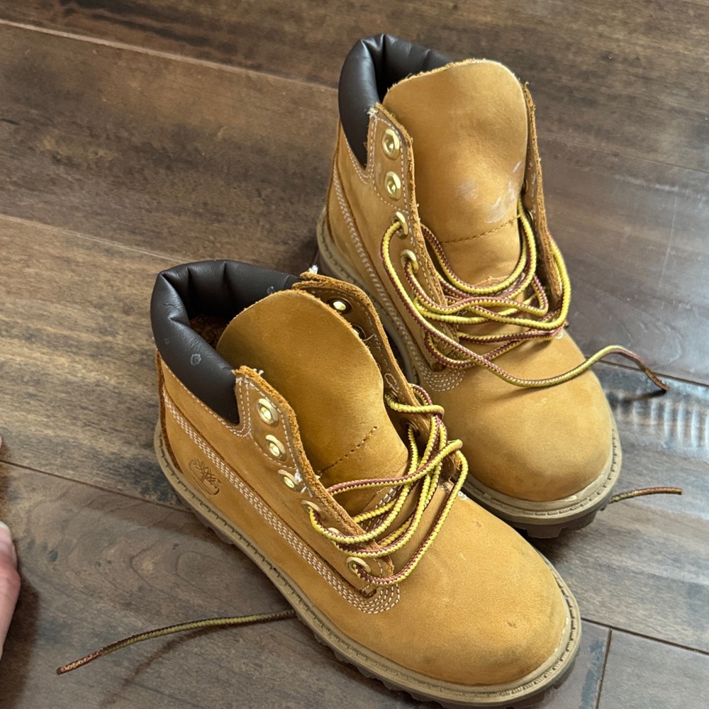 Timberland Kids Brown Leather Boots size 10 M
